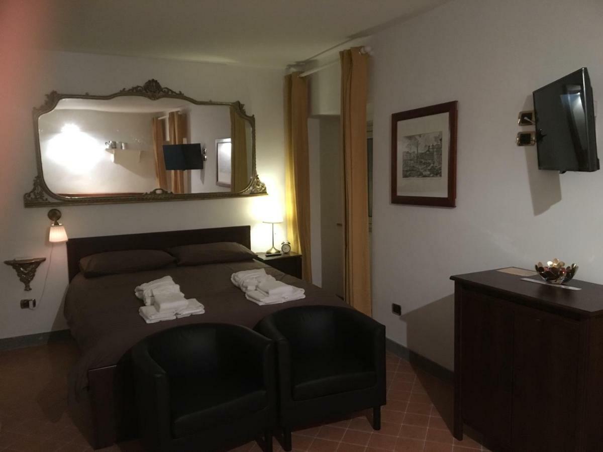 M9 Pantheon Attic 10 Leilighet Roma Eksteriør bilde